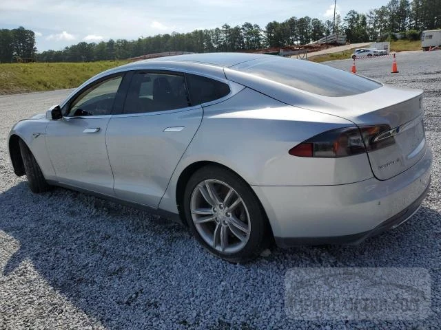 2013 Tesla Model S VIN: 5YJSA1DN5DFP17437 Lot: 63503323