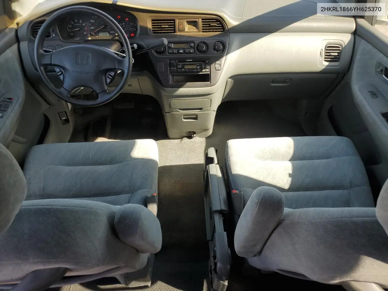 2000 Honda Odyssey Ex VIN: 2HKRL1866YH625370 Lot: 60981315