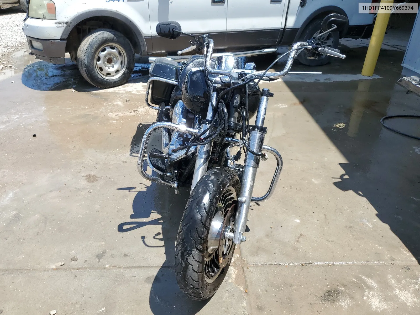 2009 Harley-Davidson Flhtc VIN: 1HD1FF4109Y669374 Lot: 63014674