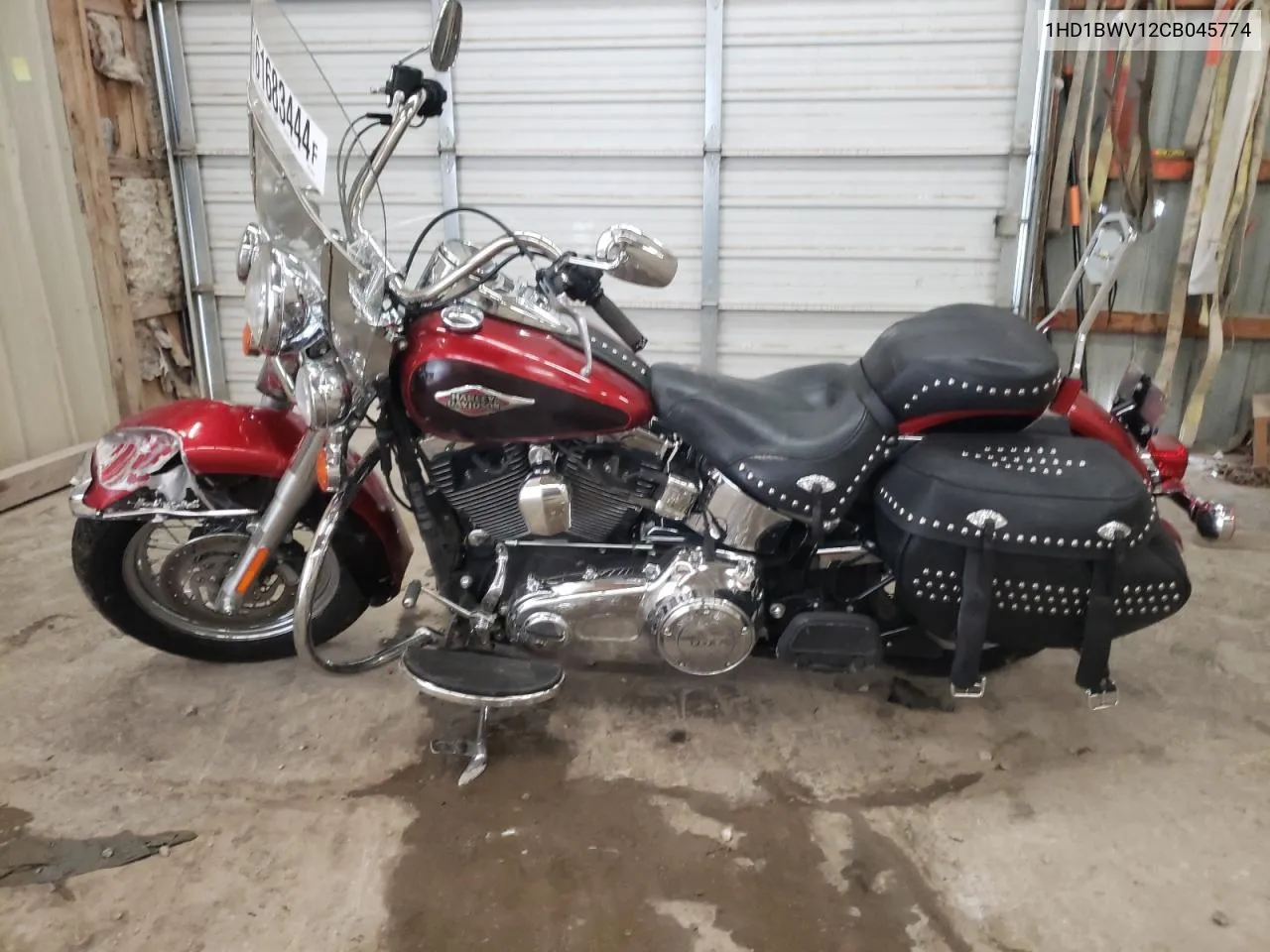 2012 Harley-Davidson Flstc Heritage Softail Classic VIN: 1HD1BWV12CB045774 Lot: 61683444