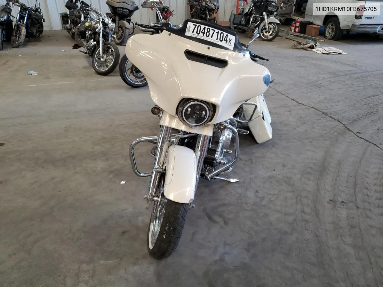 2015 Harley-Davidson Flhxs Street Glide Special VIN: 1HD1KRM10FB675705 Lot: 70487104