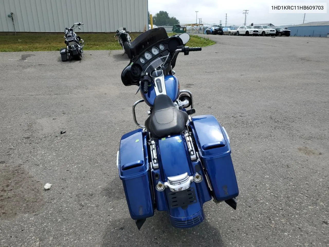 2017 Harley-Davidson Flhxs Street Glide Special VIN: 1HD1KRC11HB609703 Lot: 61470394