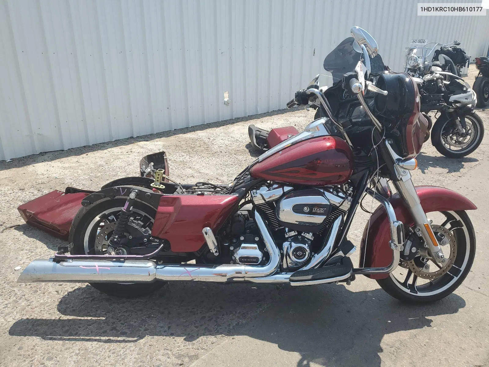 2017 Harley-Davidson Flhxs Street Glide Special VIN: 1HD1KRC10HB610177 Lot: 63651374