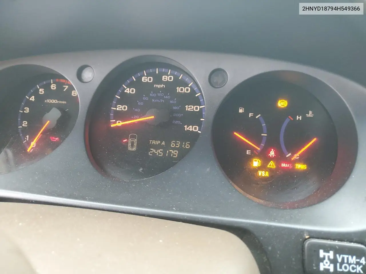 2004 Acura Mdx Touring VIN: 2HNYD18794H549366 Lot: 62681035