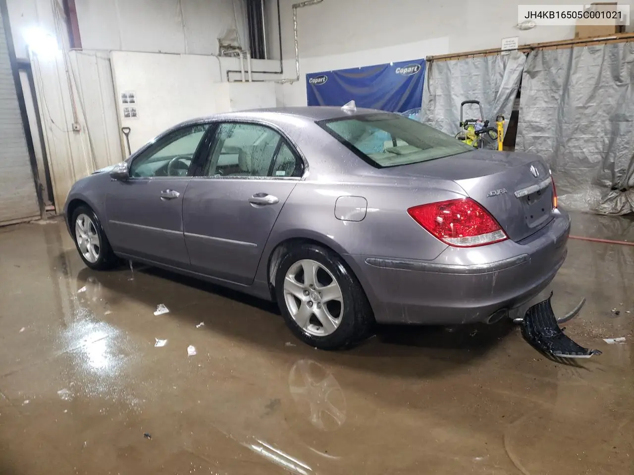 2005 Acura Rl VIN: JH4KB16505C001021 Lot: 45394305