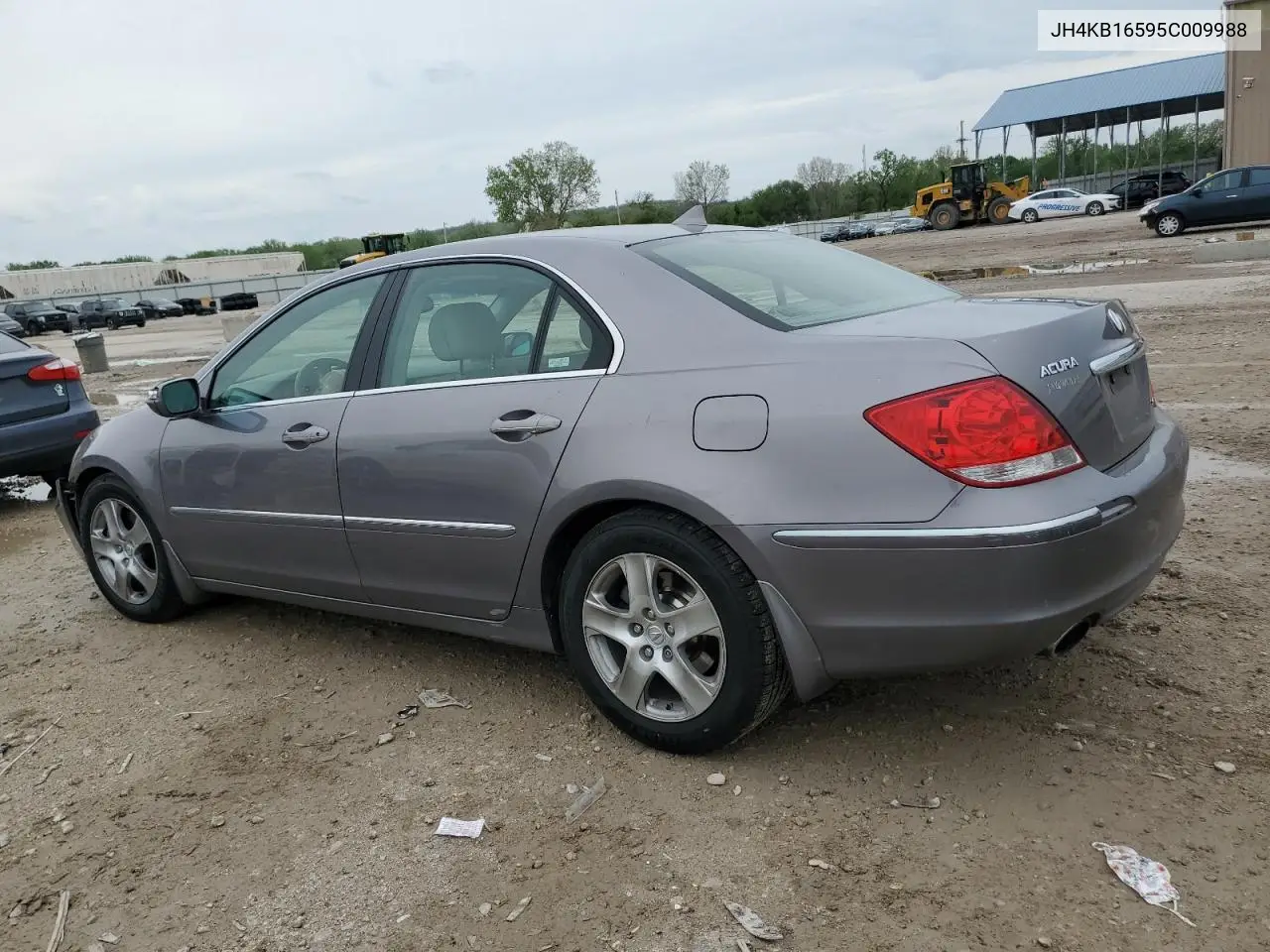 2005 Acura Rl VIN: JH4KB16595C009988 Lot: 54700185