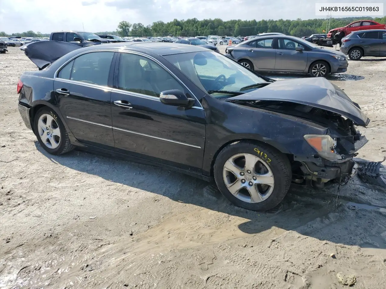 2005 Acura Rl VIN: JH4KB16565C019863 Lot: 55317535