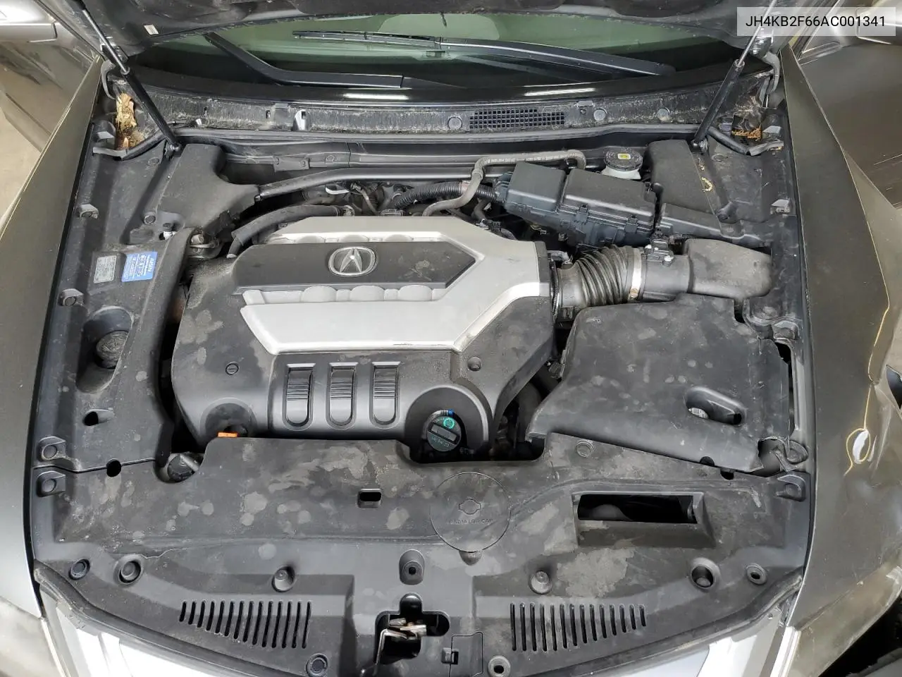 2010 Acura Rl VIN: JH4KB2F66AC001341 Lot: 65183265