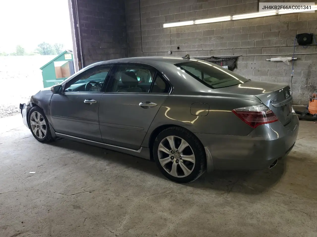 2010 Acura Rl VIN: JH4KB2F66AC001341 Lot: 65183265