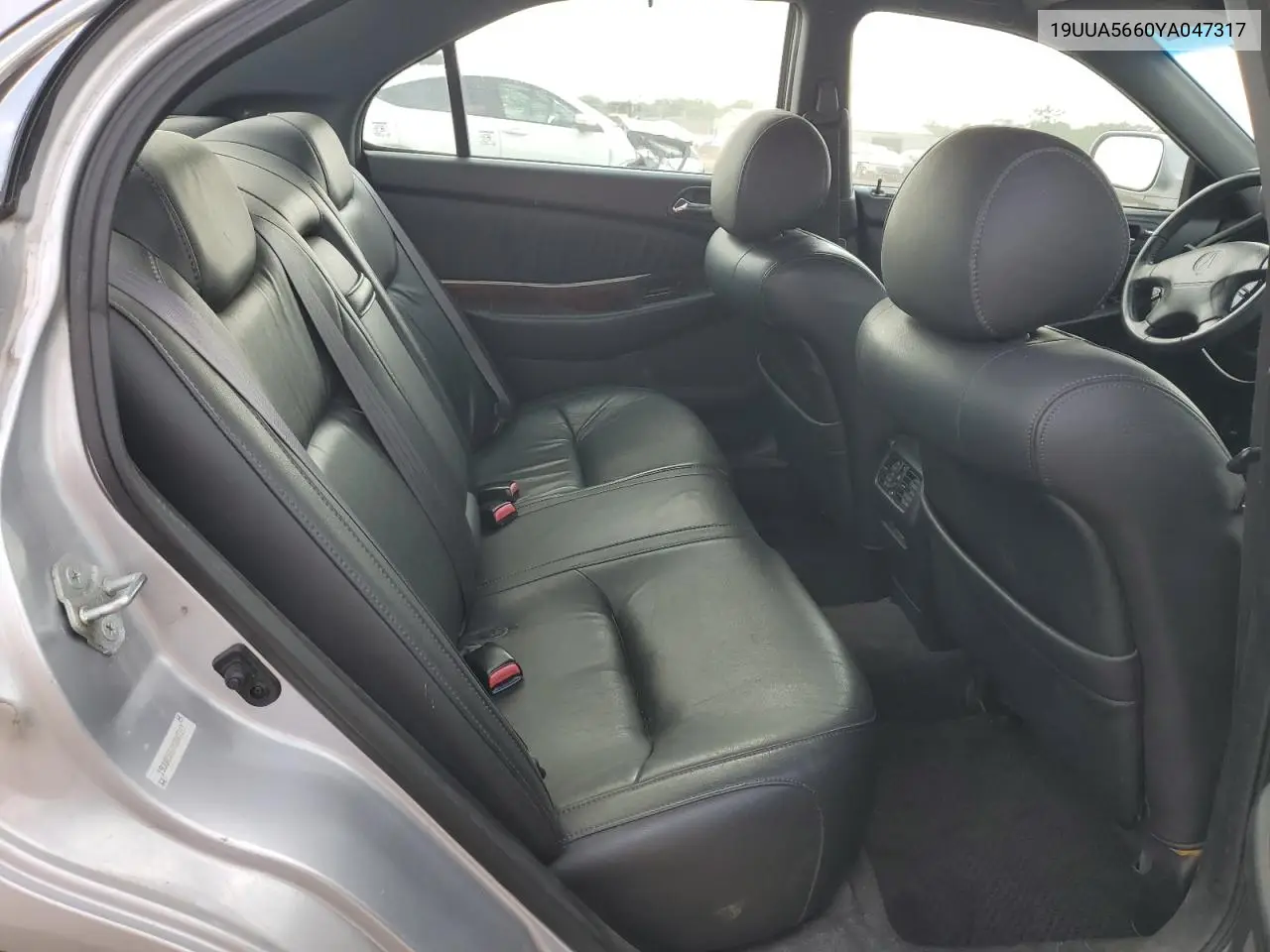 2000 Acura 3.2Tl VIN: 19UUA5660YA047317 Lot: 60154785