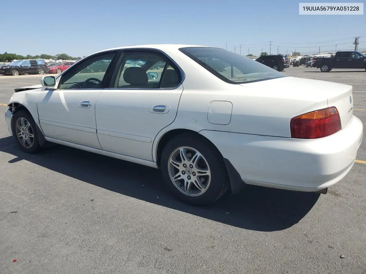 2000 Acura 3.2Tl VIN: 19UUA5679YA051228 Lot: 61774655
