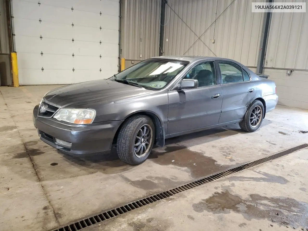 2002 Acura 3.2Tl VIN: 19UUA566X2A039121 Lot: 60418245