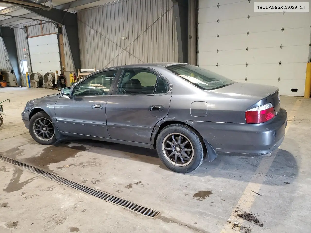 2002 Acura 3.2Tl VIN: 19UUA566X2A039121 Lot: 60418245