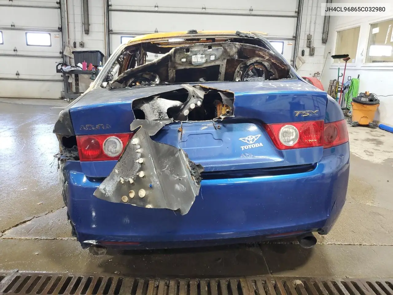 2005 Acura Tsx VIN: JH4CL96865C032980 Lot: 61870505