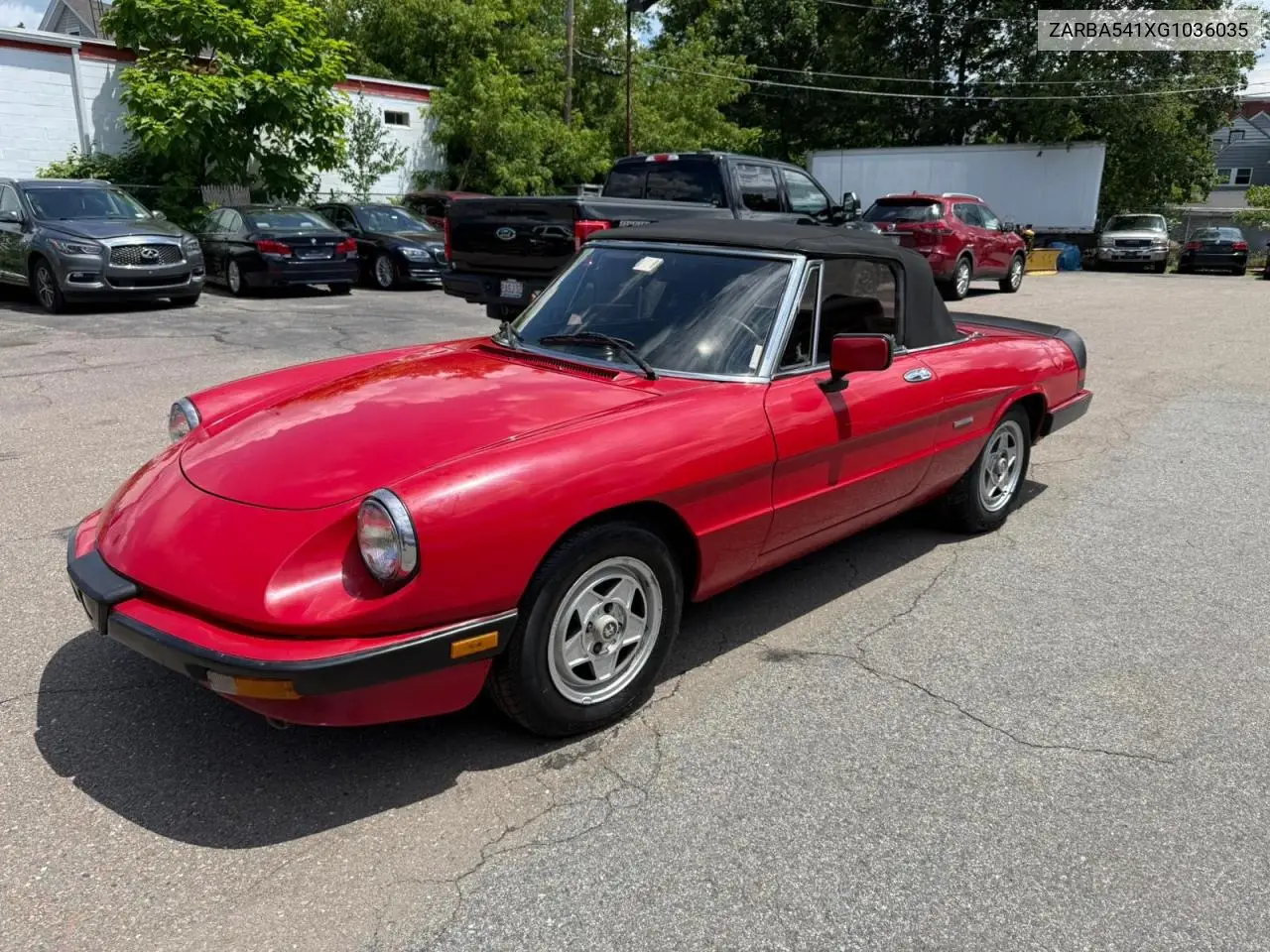 1986 Alfa Romeo Veloce 2000 Spider VIN: ZARBA541XG1036035 Lot: 62930015