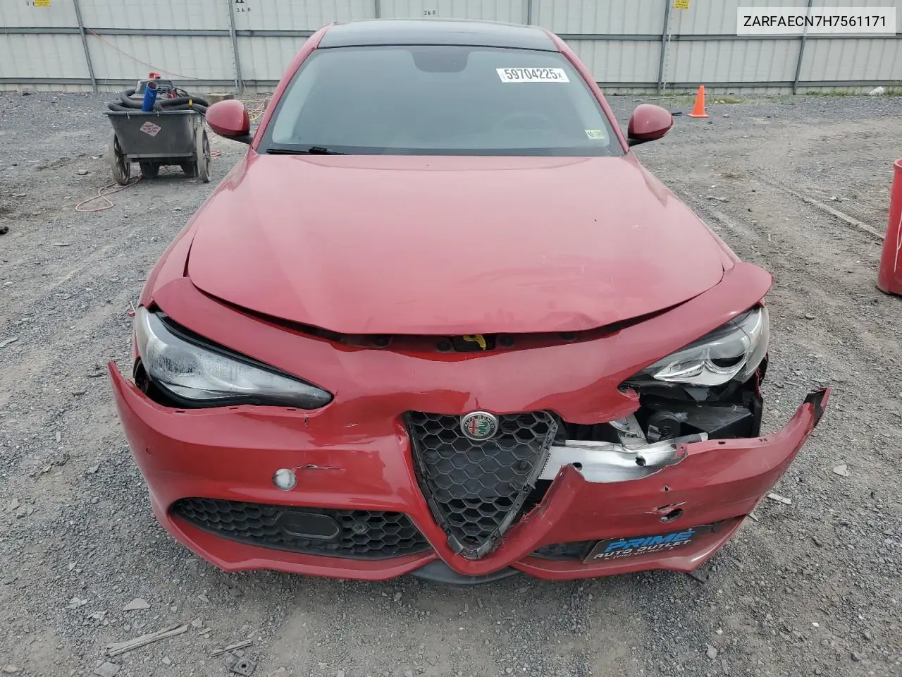 2017 Alfa Romeo Giulia Ti VIN: ZARFAECN7H7561171 Lot: 59704225