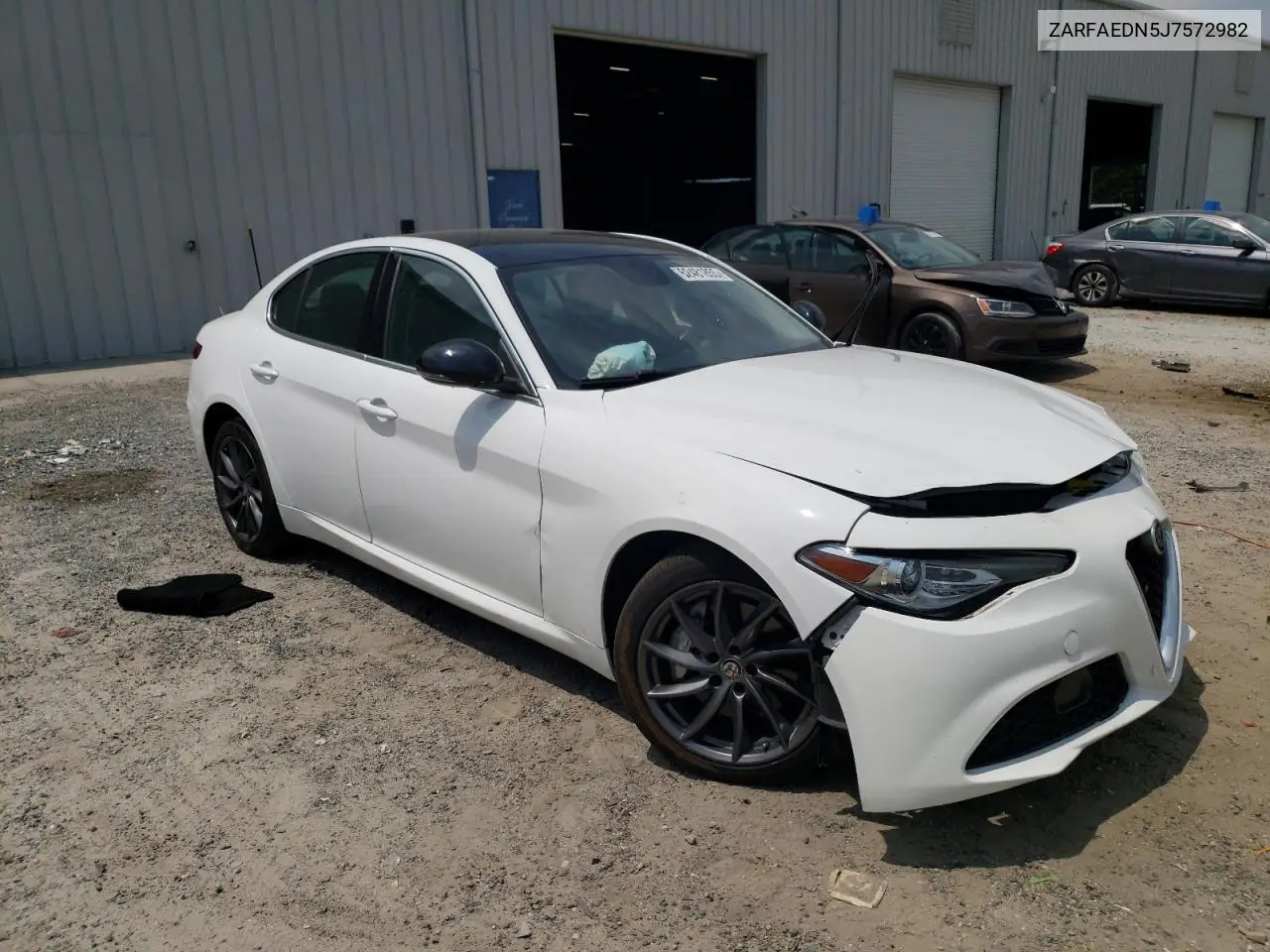 2018 Alfa Romeo Giulia Q4 VIN: ZARFAEDN5J7572982 Lot: 62481855
