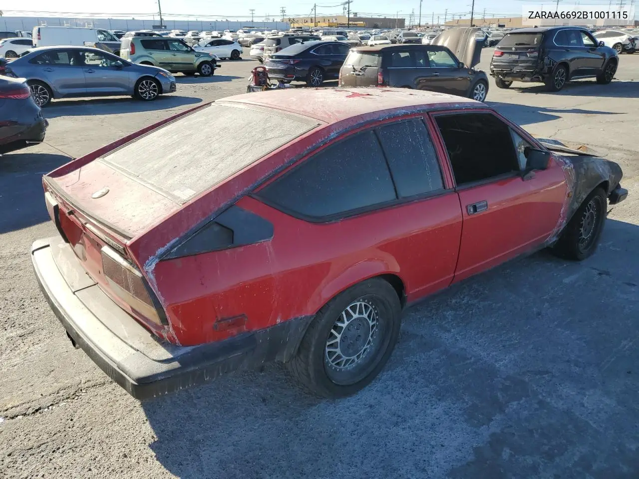1981 Alfa Romeo Gt V6 2.5 VIN: ZARAA6692B1001115 Lot: 88798085