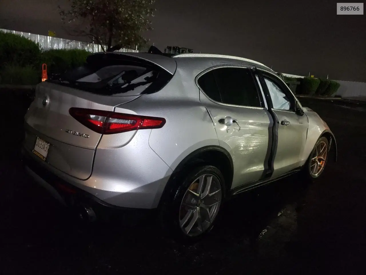 2018 Alfa Romeo Stelvio Ti VIN: 896766 Lot: 56077105
