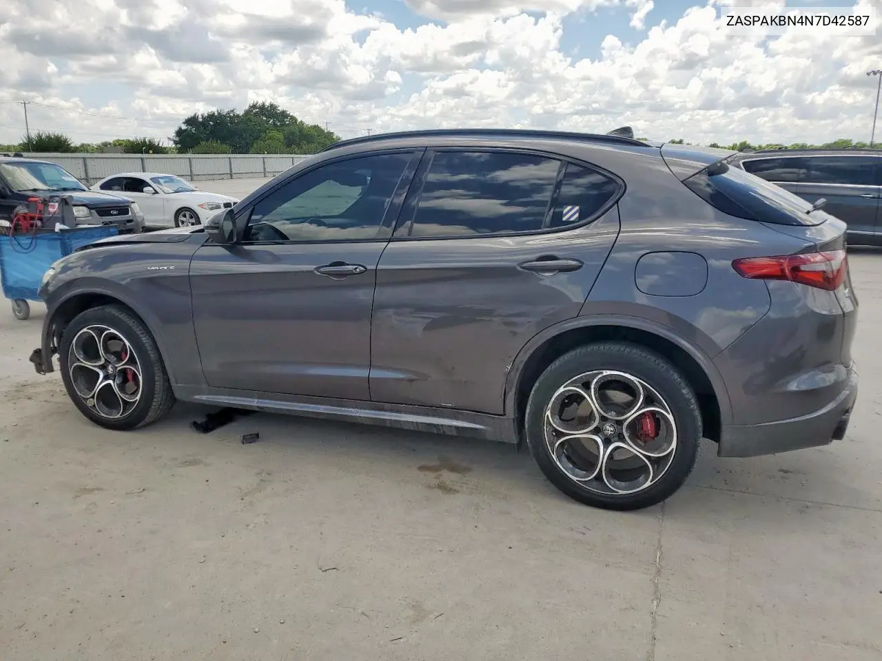 2022 Alfa Romeo Stelvio Ti VIN: ZASPAKBN4N7D42587 Lot: 62173815