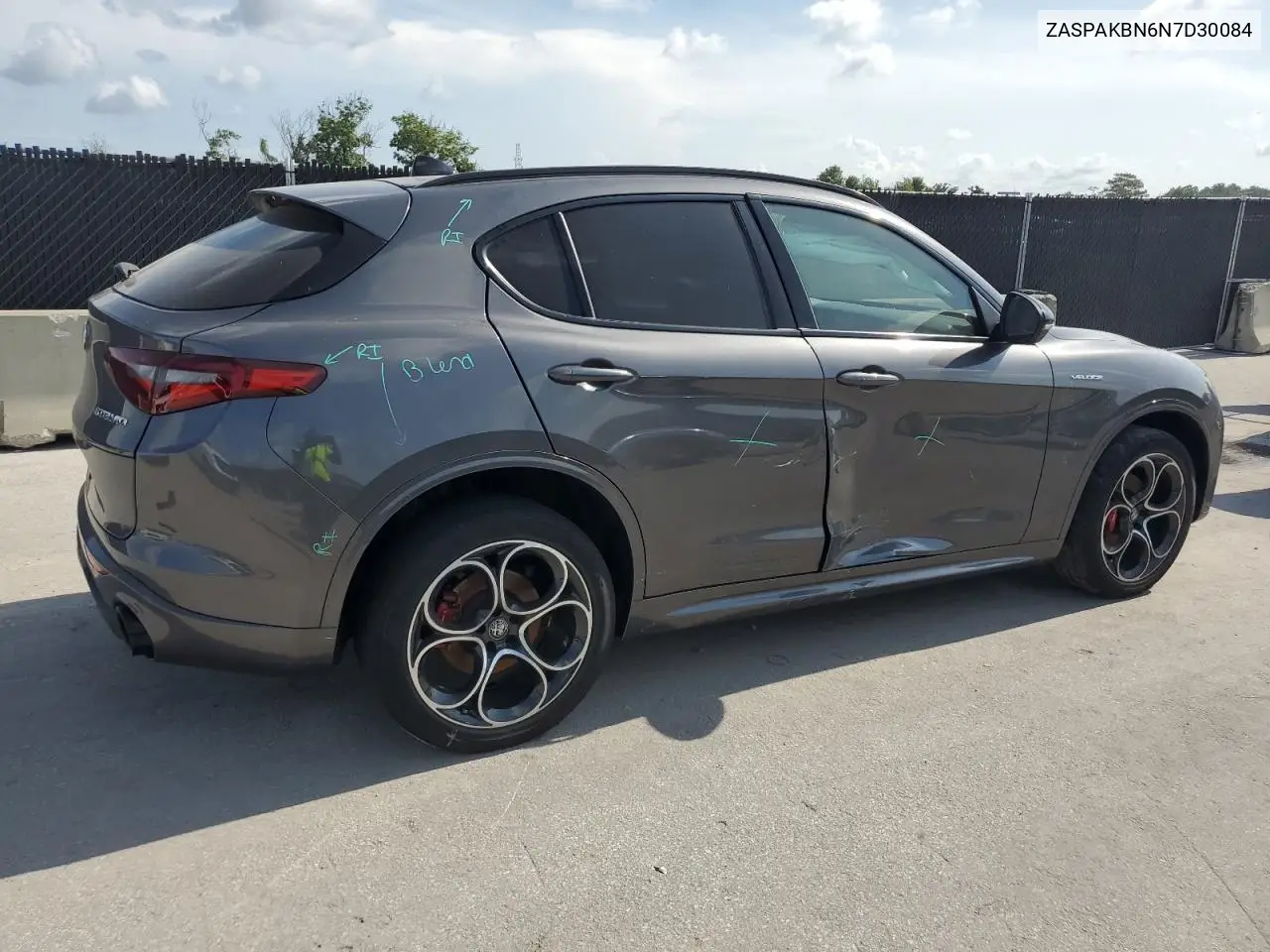 2022 Alfa Romeo Stelvio Ti VIN: ZASPAKBN6N7D30084 Lot: 65165635
