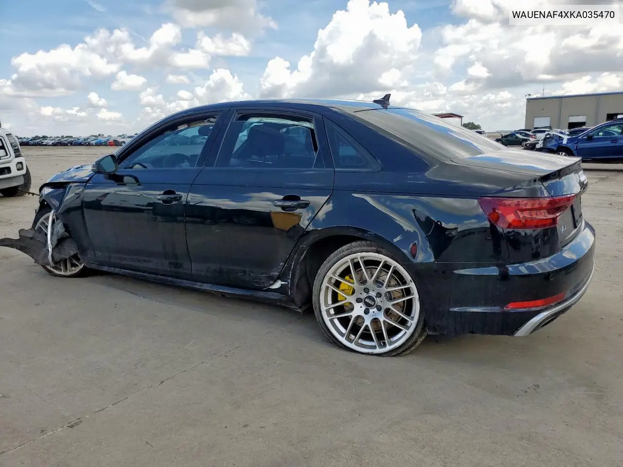 2019 Audi A4 Premium Plus VIN: WAUENAF4XKA035470 Lot: 62770095