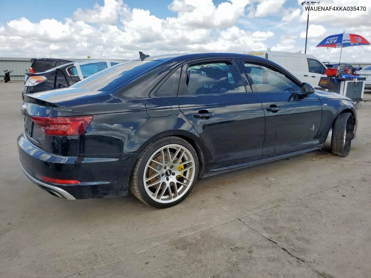 2019 Audi A4 Premium Plus VIN: WAUENAF4XKA035470 Lot: 62770095