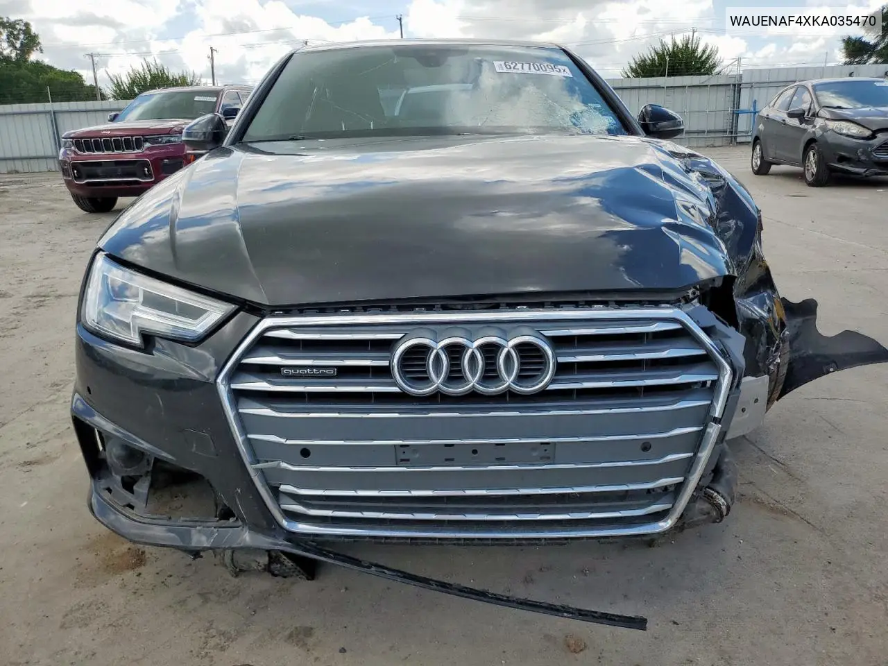 2019 Audi A4 Premium Plus VIN: WAUENAF4XKA035470 Lot: 62770095