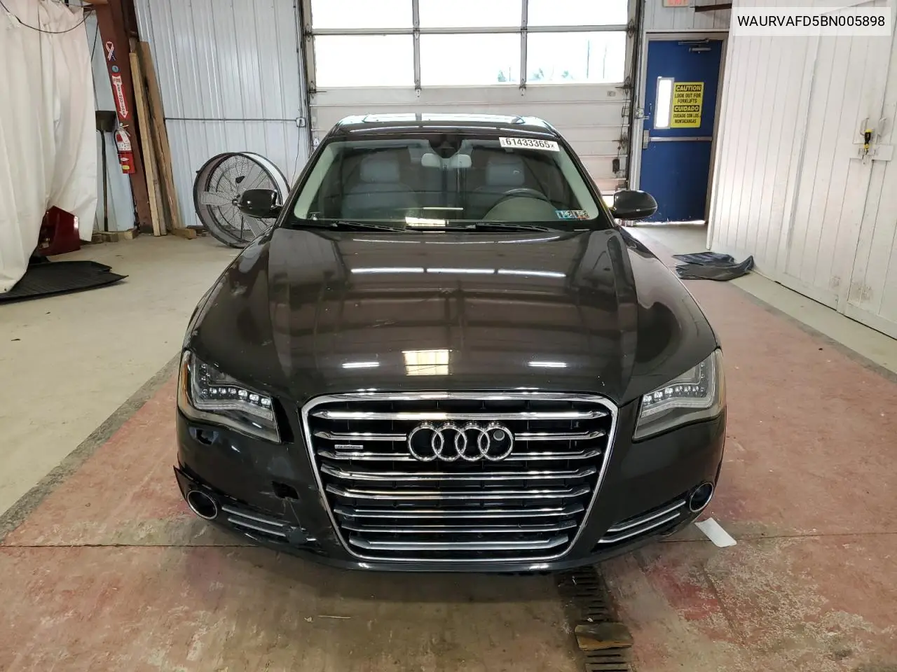 2011 Audi A8 L Quattro VIN: WAURVAFD5BN005898 Lot: 61433365
