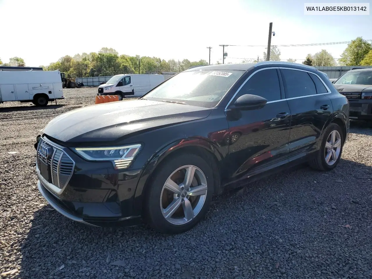 2019 Audi E-Tron Premium Plus VIN: WA1LABGE5KB013142 Lot: 52452085