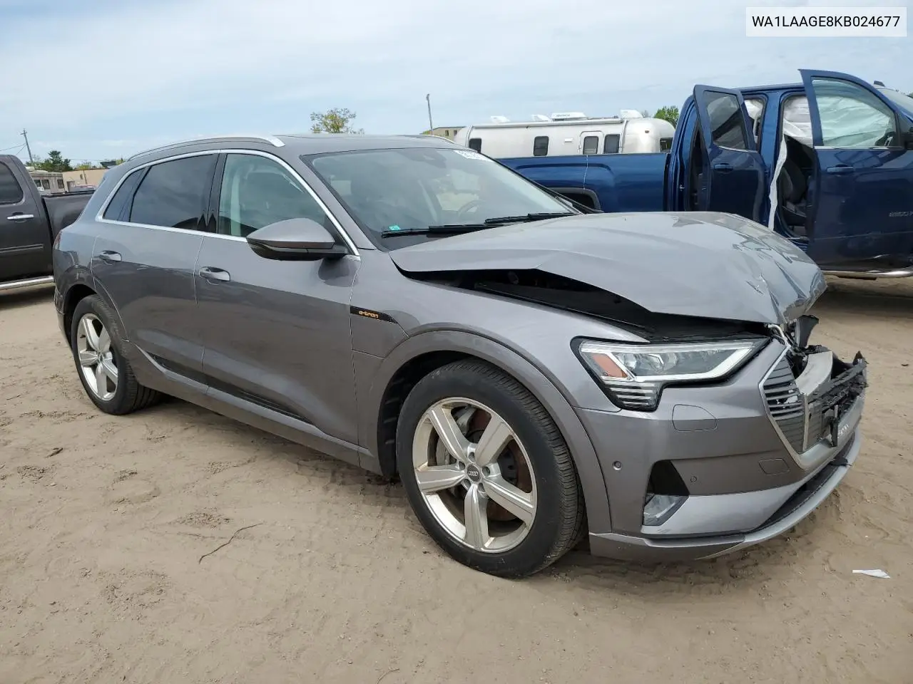 2019 Audi E-Tron Premium Plus VIN: WA1LAAGE8KB024677 Lot: 55128115