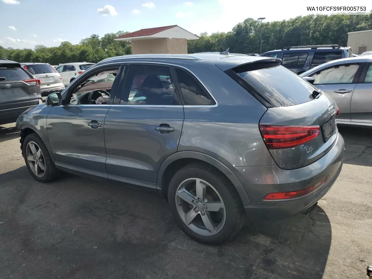 2015 Audi Q3 Prestige VIN: WA1GFCFS9FR005753 Lot: 62211215