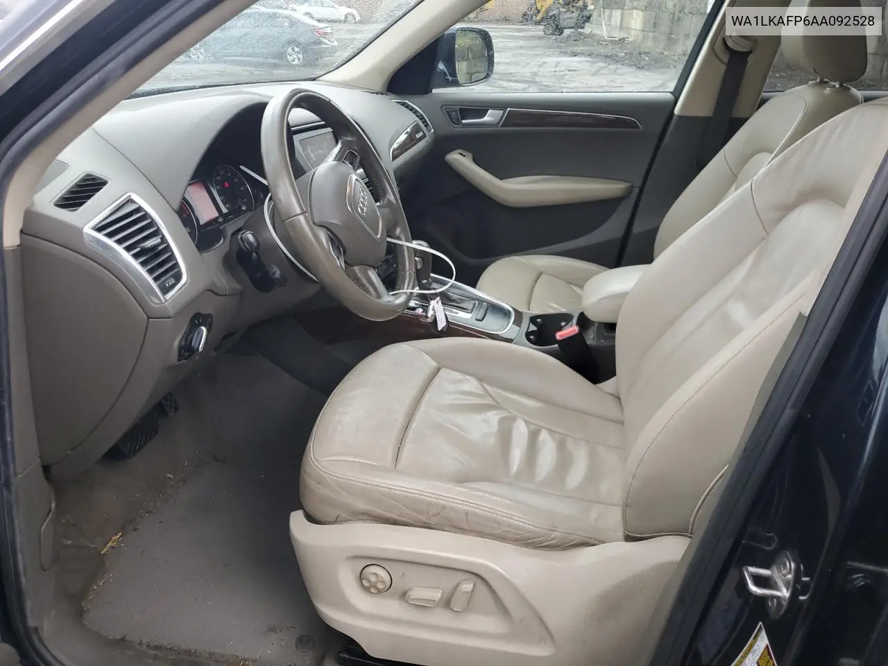 2010 Audi Q5 Premium Plus VIN: WA1LKAFP6AA092528 Lot: 56834345