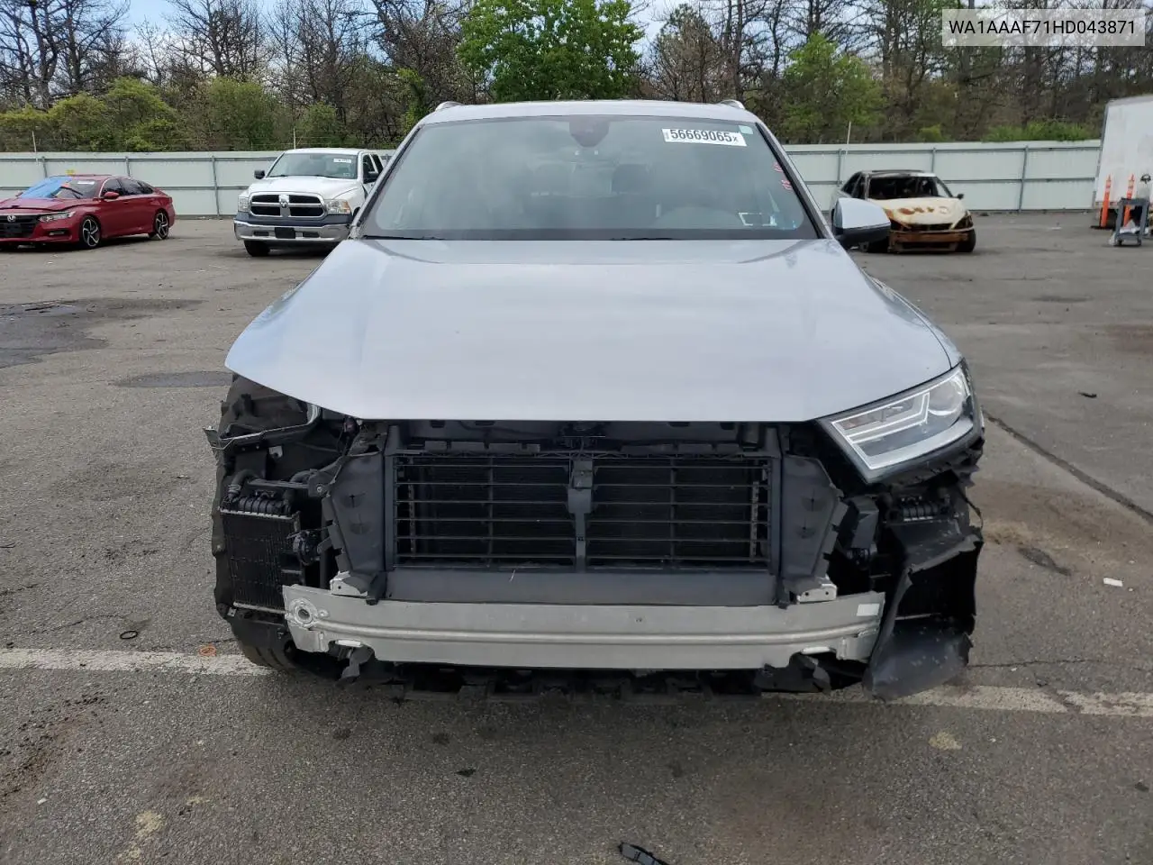 wa1aaaf71hd043871 WA1AAAF71HD043871 2017 Audi Q7 Premium