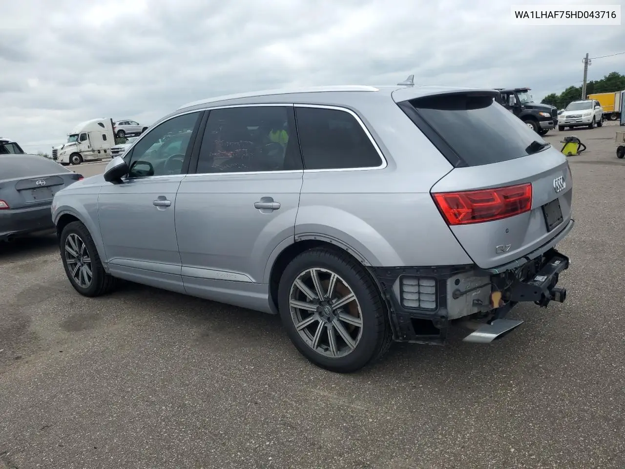 2017 Audi Q7 Premium Plus VIN: WA1LHAF75HD043716 Lot: 61572205