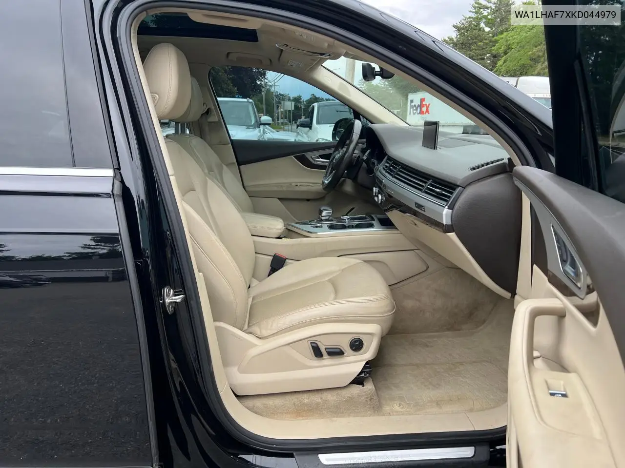 2019 Audi Q7 Premium Plus VIN: WA1LHAF7XKD044979 Lot: 63196635