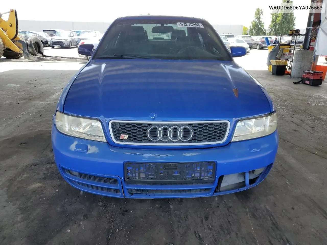 2000 Audi S4 2.7 Quattro VIN: WAUDD68D6YA075563 Lot: 63270965