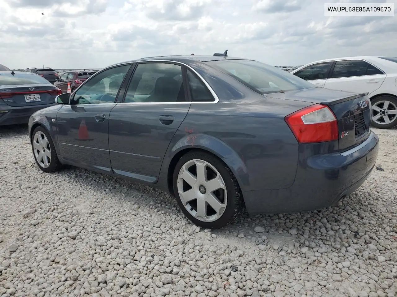 2005 Audi S4 VIN: WAUPL68E85A109670 Lot: 55114175