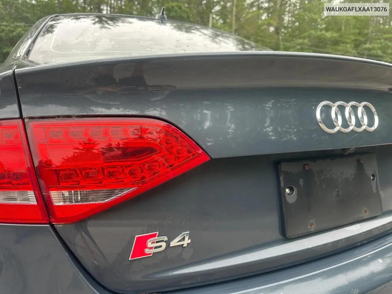 2010 Audi S4 Prestige VIN: WAUKGAFLXAA13076 Lot: 63771245