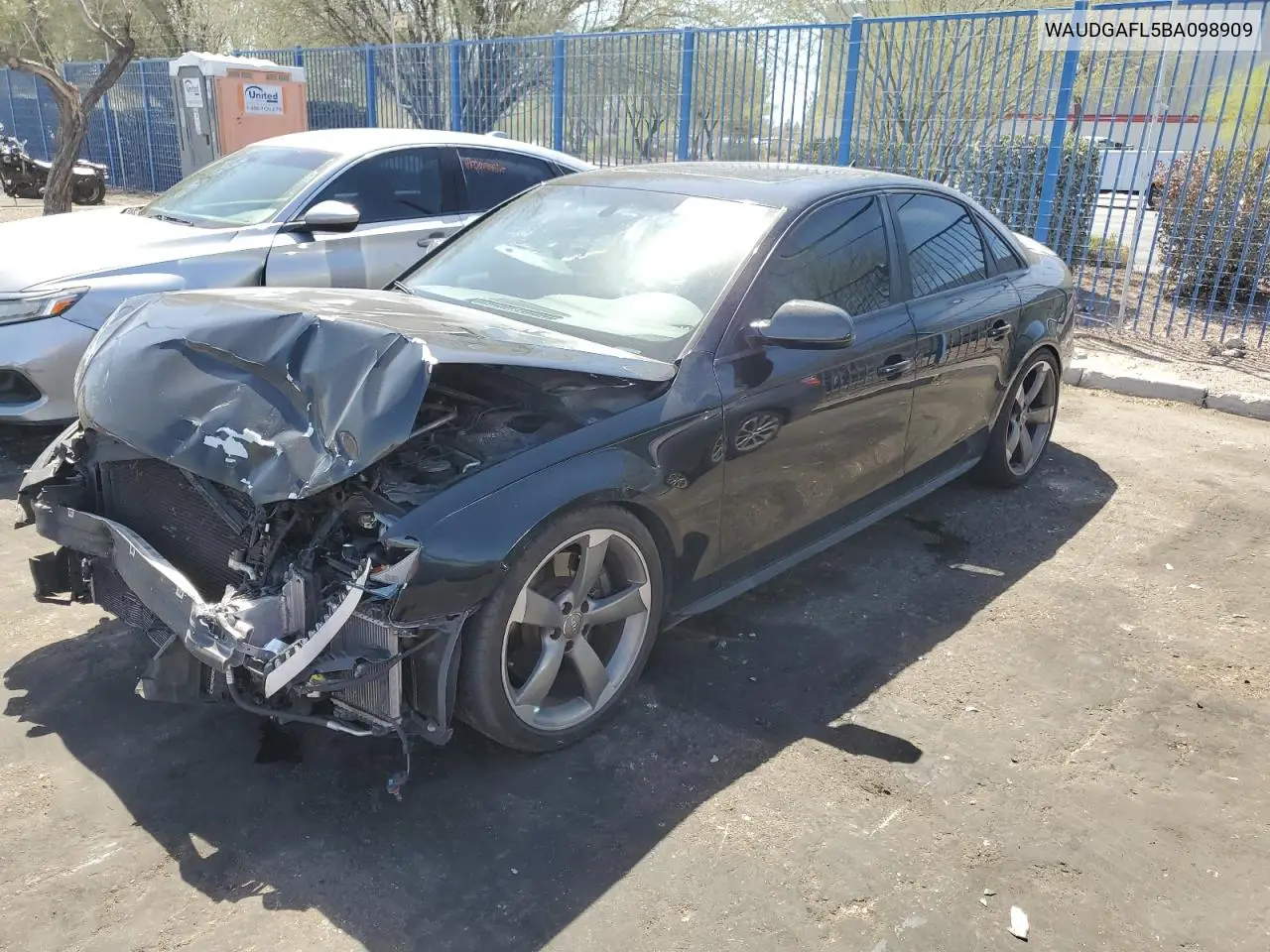 2011 Audi S4 Premium Plus VIN: WAUDGAFL5BA098909 Lot: 52230025