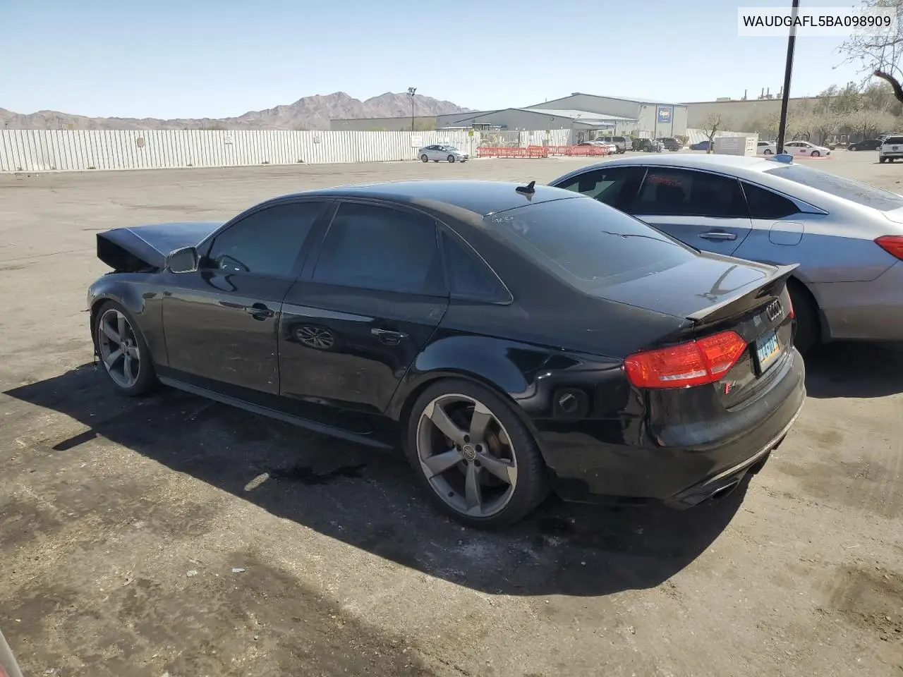 2011 Audi S4 Premium Plus VIN: WAUDGAFL5BA098909 Lot: 52230025