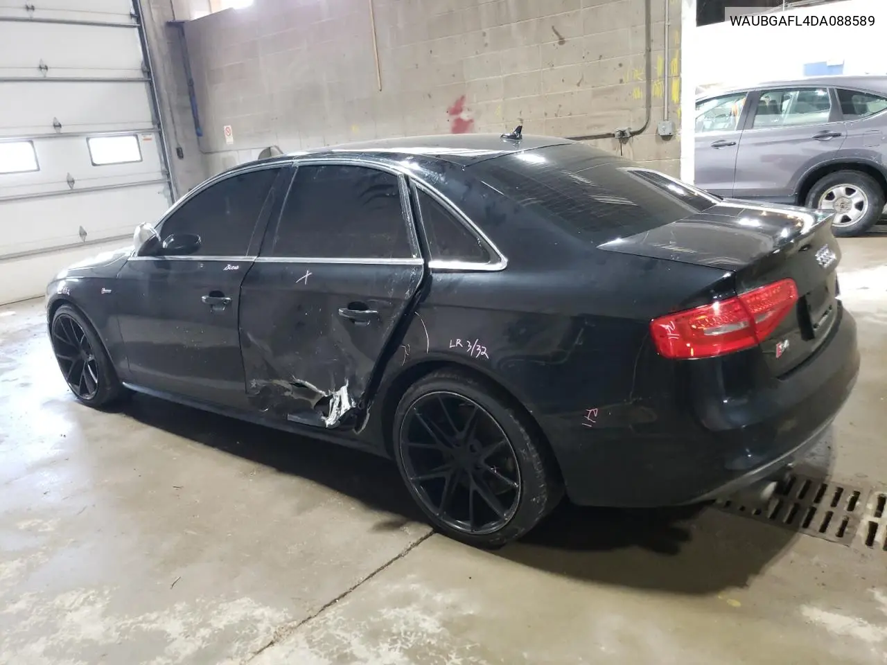 2013 Audi S4 Premium Plus VIN: WAUBGAFL4DA088589 Lot: 60080445