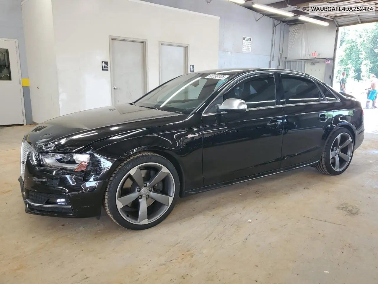 2013 Audi S4 Premium Plus VIN: WAUBGAFL4DA252424 Lot: 60230705