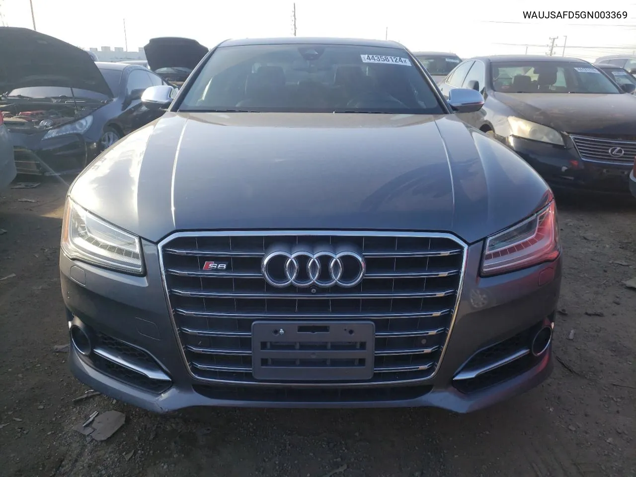 2016 Audi S8 Quattro VIN: WAUJSAFD5GN003369 Lot: 44358124