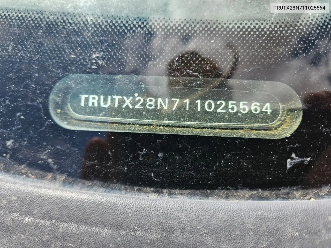 2001 Audi Tt VIN: TRUTX28N711025564 Lot: 56255685