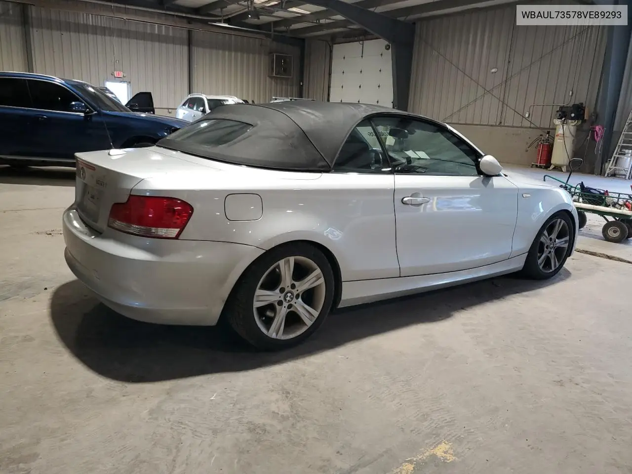 2008 BMW 128 I VIN: WBAUL73578VE89293 Lot: 61902535