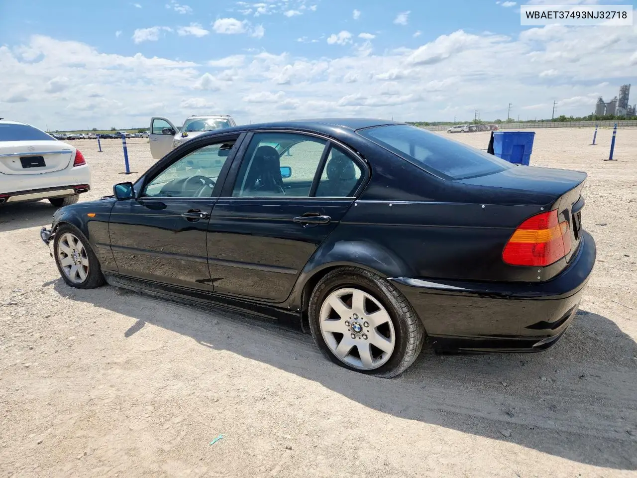 2003 BMW 325 I VIN: WBAET37493NJ32718 Lot: 60609305