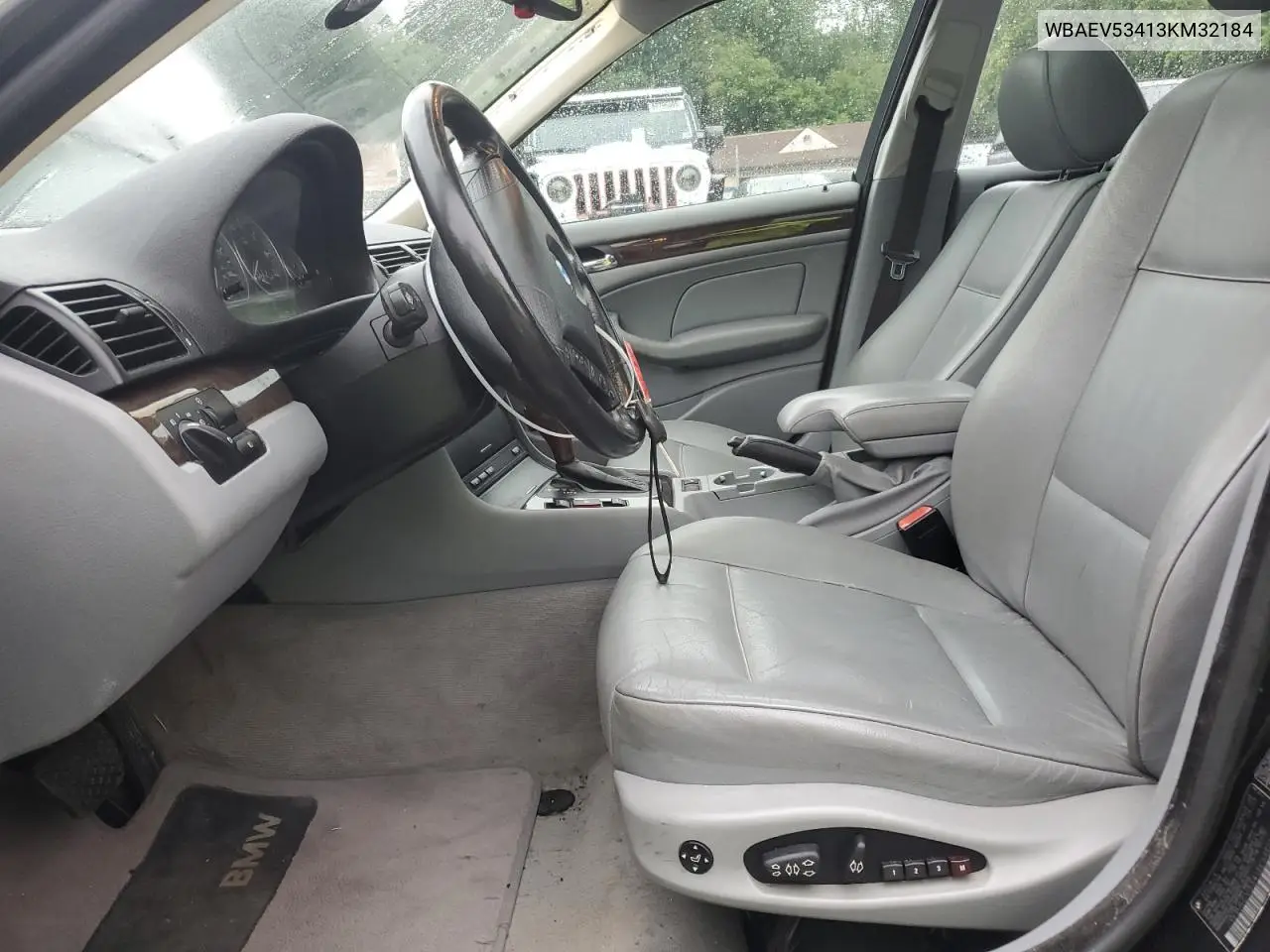 2003 BMW 330 I VIN: WBAEV53413KM32184 Lot: 61030805