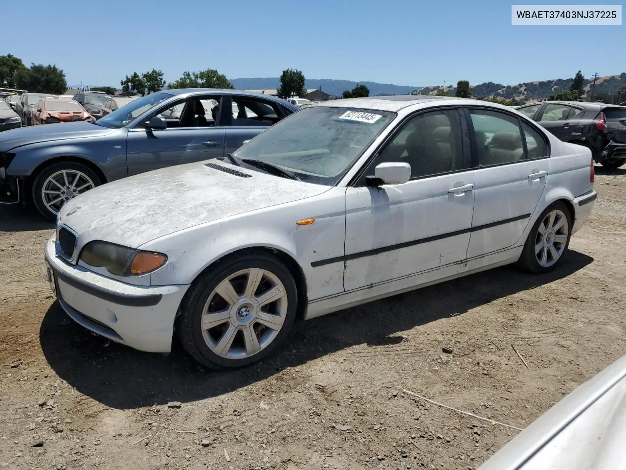 2003 BMW 325 I VIN: WBAET37403NJ37225 Lot: 62713445