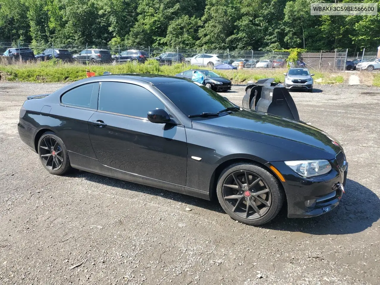 2011 BMW 328 Xi VIN: WBAKF3C59BE566600 Lot: 61878445